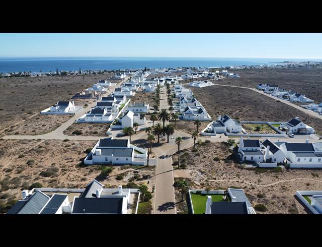 3 BEDROOM HOUSE FOR SALE IN LAMPIESBAAI